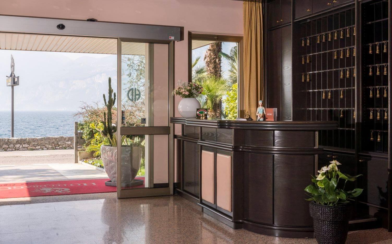 Hotel Drago - Garda Lake Collection Brenzone sul Garda Eksteriør billede